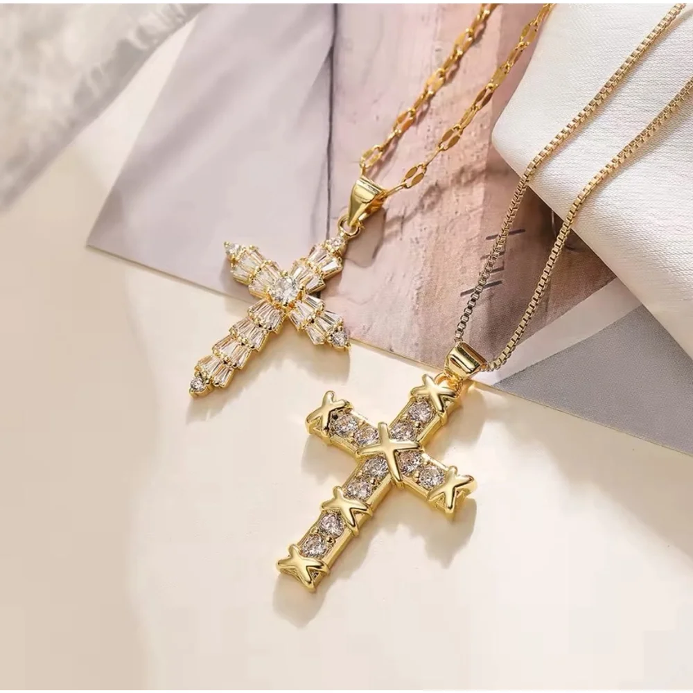 NEW Unisex Men’s 18k Gold Filled Simulated Diamond‎ Cross Necklace, 16-18”
